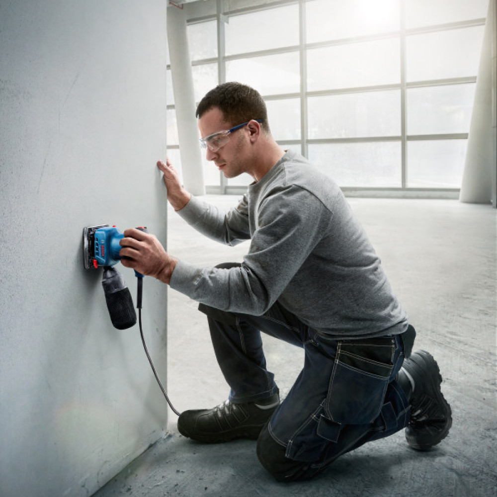 Шліфмашина вібраційна Bosch Professional GSS 140 A 220Вт платформа 101х112 28000кол·хв 1.1кг