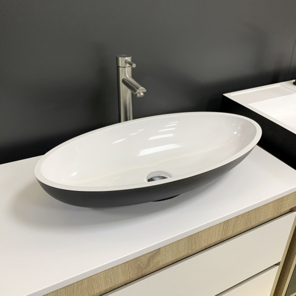 Раковина, умивальник Adamant ANDERE NEW, штучний камінь, овальна, без отвору для змішувача та переливу, 590х295х130мм, накладний, чорно-білий