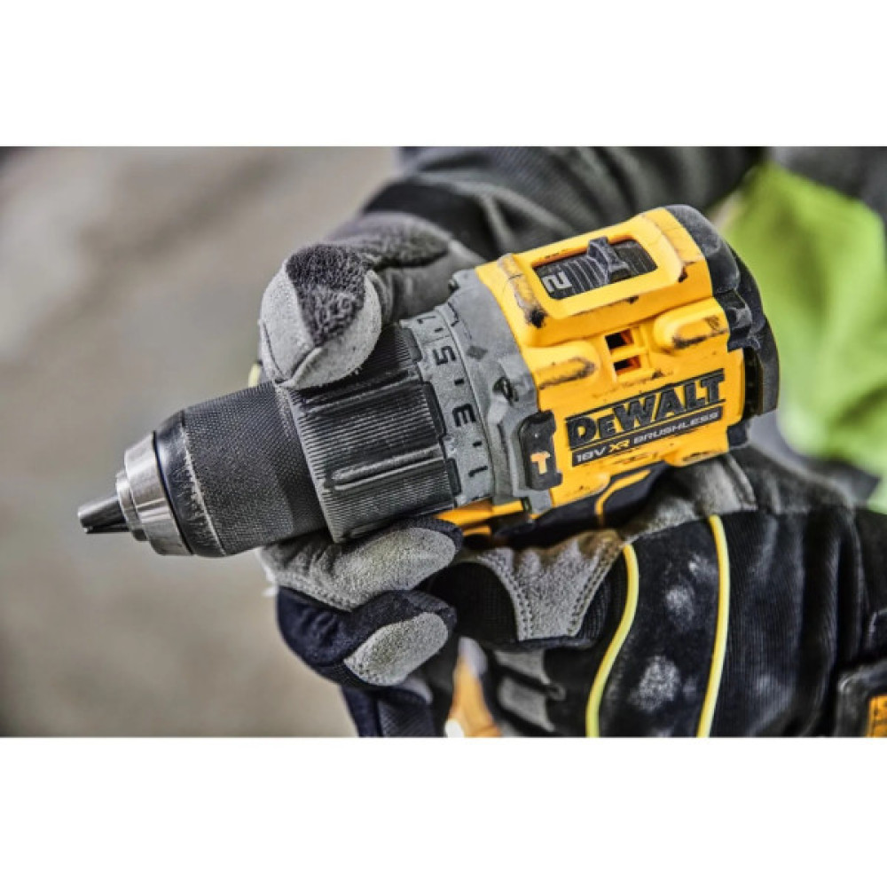 Шуруповерт DeWALT 18V XR Li-Ion 5Ah, 90 Нм, 0-650/0-2000 об/хв., кейс TSTAK (DCD805P2T)