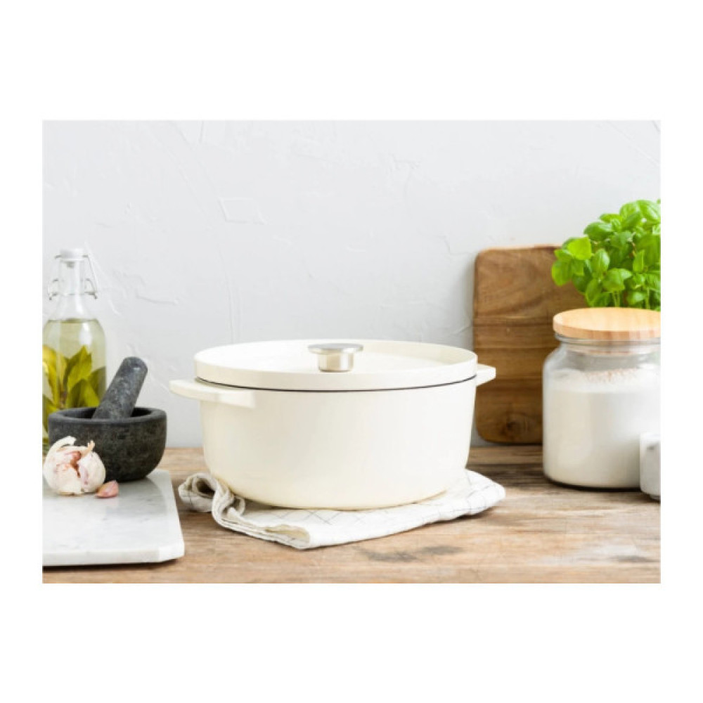 Каструля KitchenAid чавунна з кришкою 5,2 л Мигдалевий крем (CC006059-001)