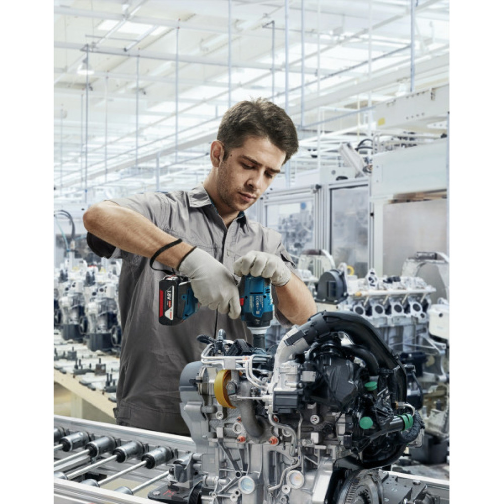 Гайковерт ударний Bosch Professional GDS 18V-400 18В 2х5.0А·год 2500об·хв 400Нм кейс 1.87кг