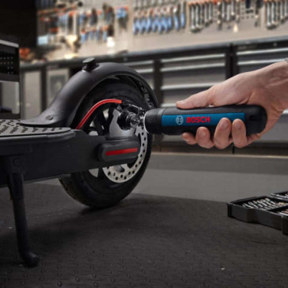 Шурупокрут-викрутка акумуляторний Bosch Professional GO 3 3.6В 5Нм 360об/хв 0.32кг