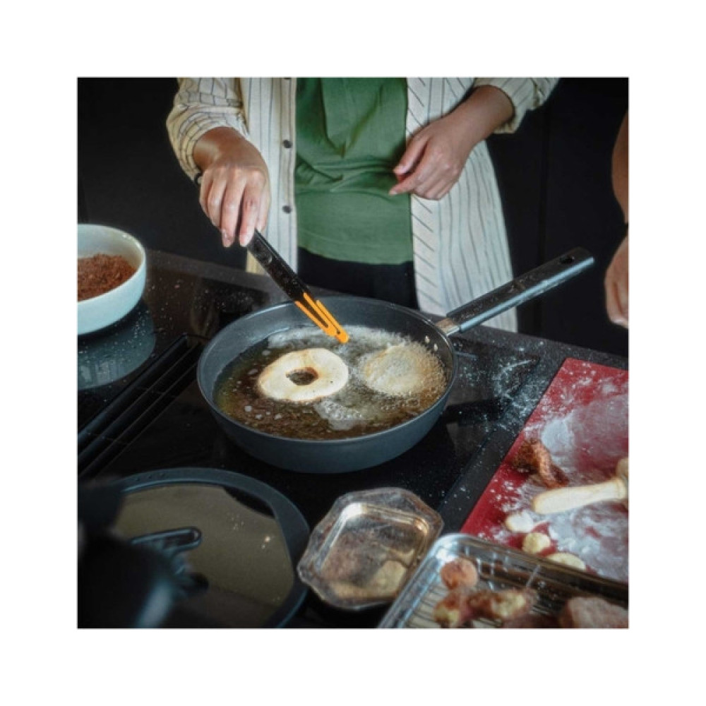 Сотейник Fiskars Hard Face 26 см (1075529)