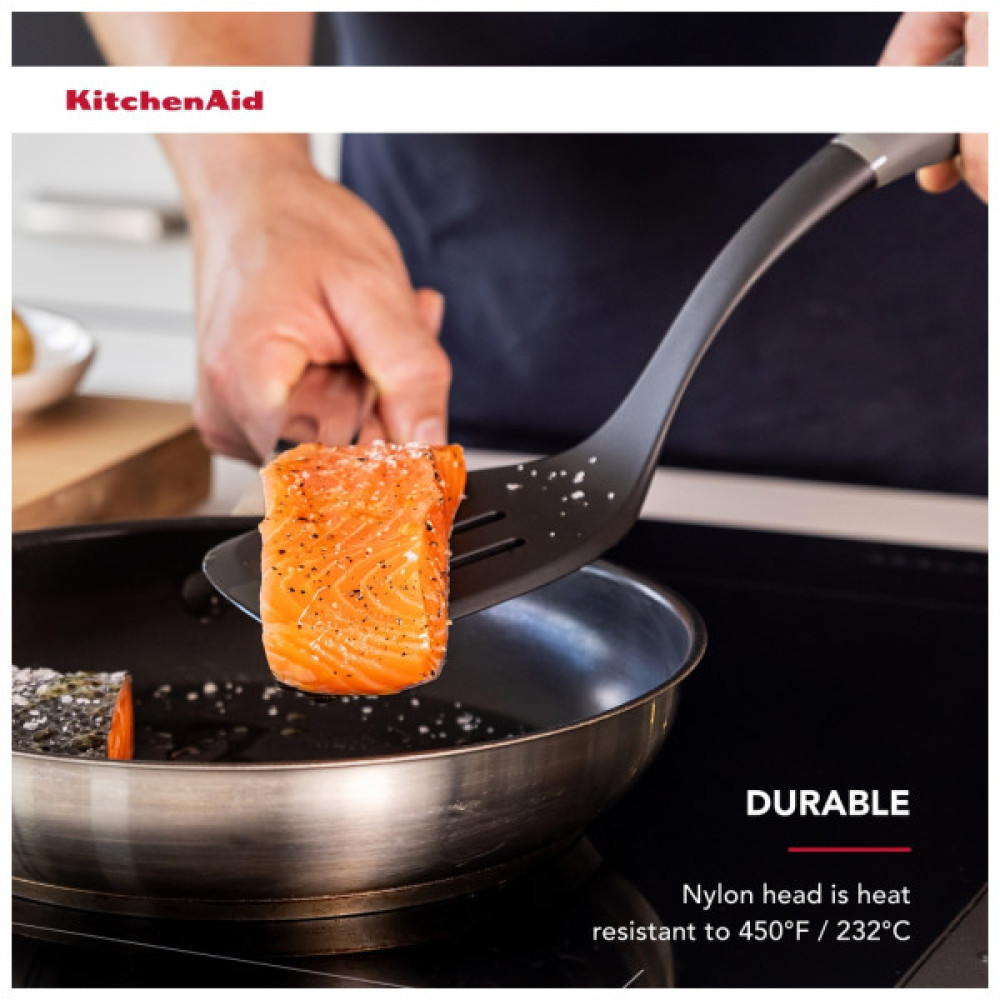 Лопатка кухонна KitchenAid Coreline з прорізами, 34,3 см, сірий (KAS002OHCGG)
