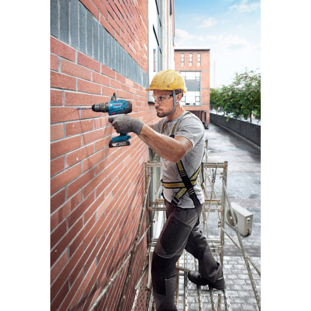 Шурупокрут-дриль ударний акумуляторний Bosch Professional GSB 183-LI 18В 2х2А·год 21-56Нм 374-1815об·хв кейс 1.2кг