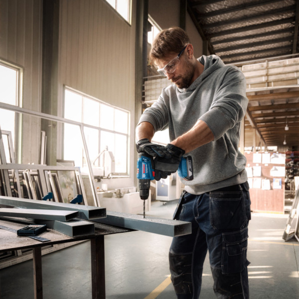 Шурупокрут-дриль ударний акумуляторний Bosch Professional GSB 183-LI 18В 2х2А·год 21-56Нм 374-1815об·хв кейс 1.2кг