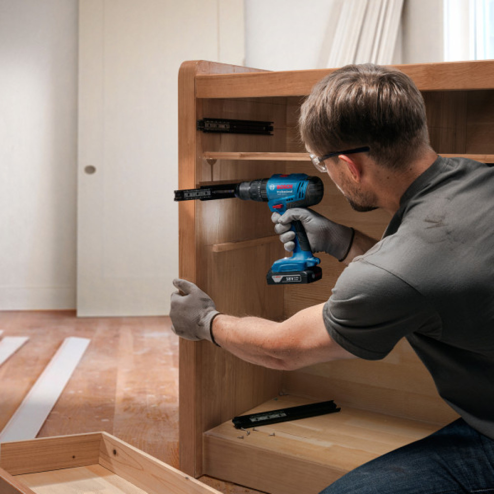 Шурупокрут-дриль ударний акумуляторний Bosch Professional GSB 183-LI 18В 2х2А·год 21-56Нм 374-1815об·хв кейс 1.2кг