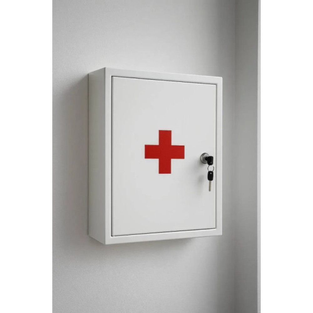 Автомобільна аптечка Poputchik 02-093-IS