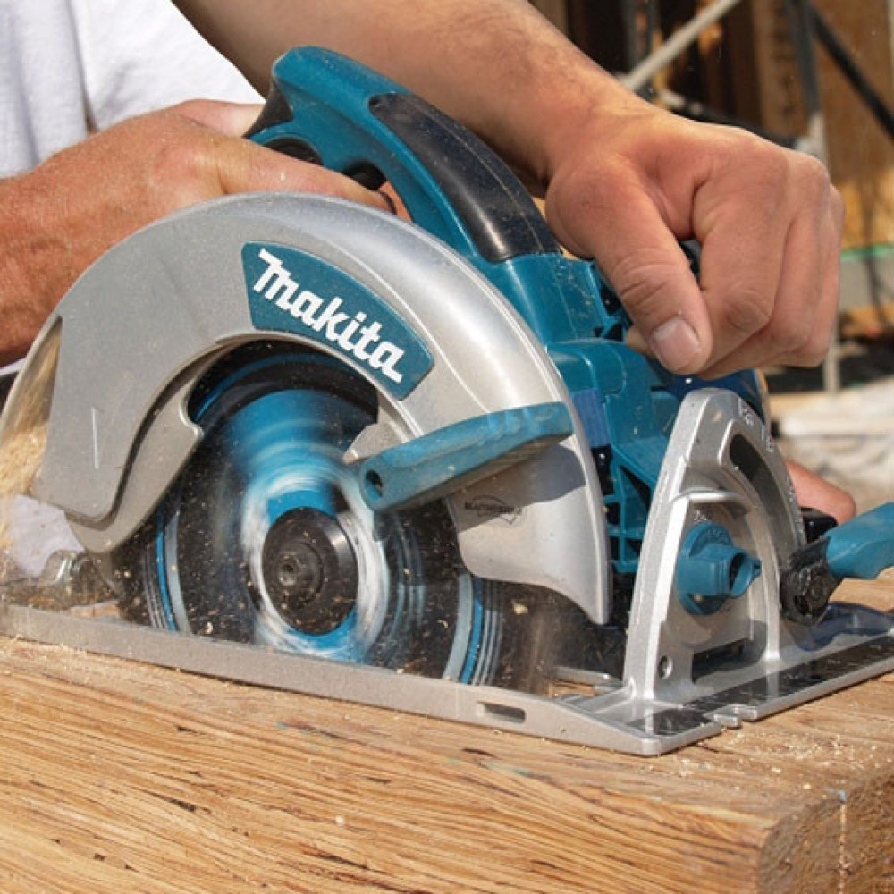 Пила дискова Makita 5008MG 1800Вт 210мм 5.1кг