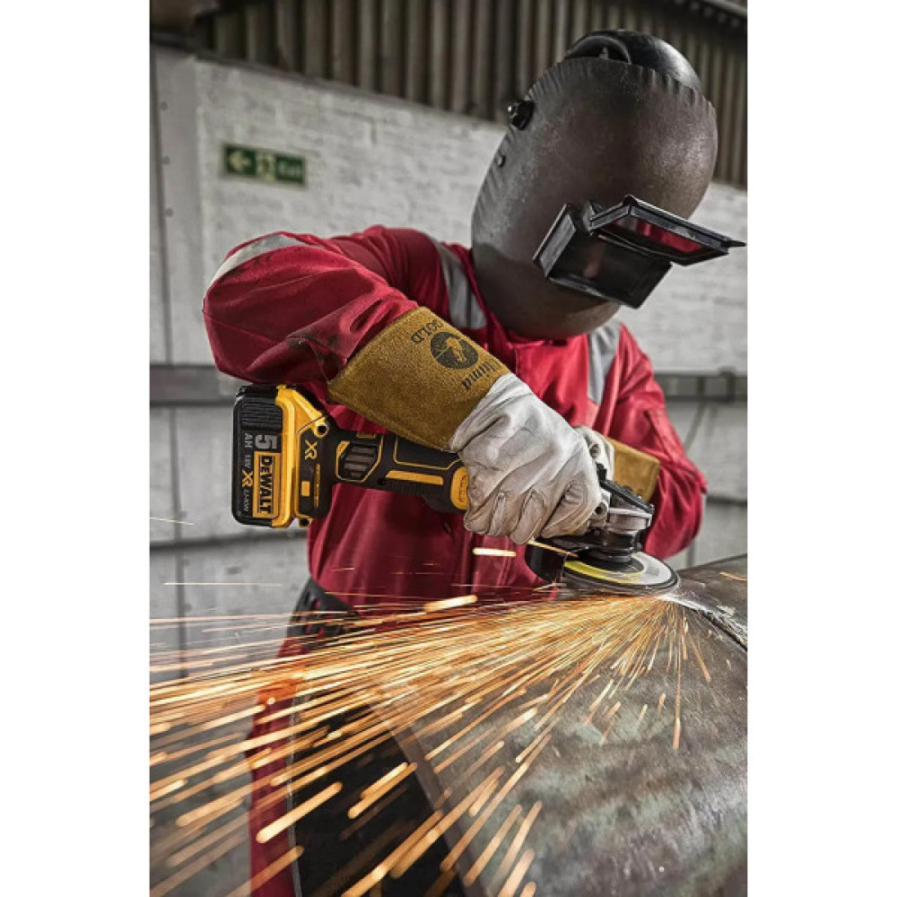 Шліфмашина кутова акумуляторна DeWalt 18 B XR Li-lon безщіткова 125мм 9000об·хв 1.74кг без АКБ і ЗП