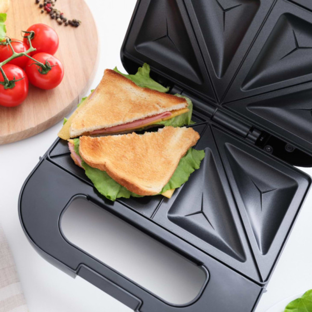 Сендвічниця Magio MG-376