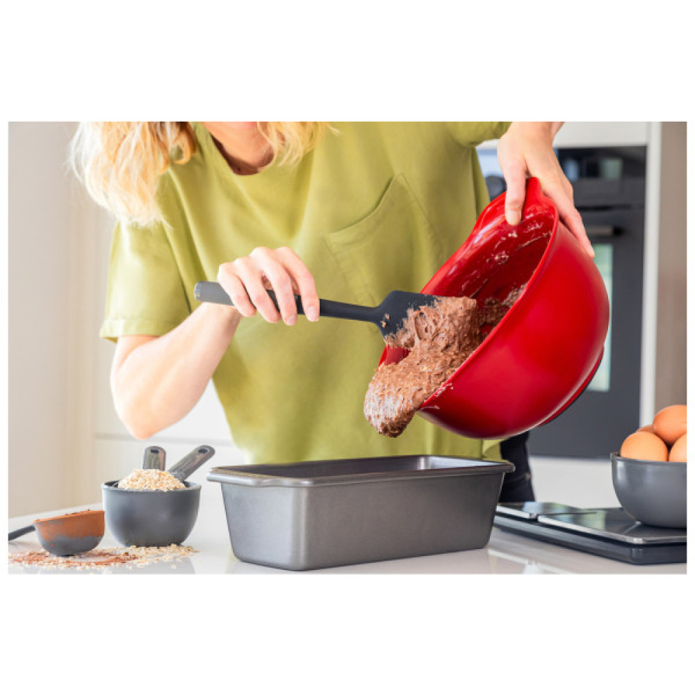 Лопатка кухонна KitchenAid Coreline для тіста, 30 см, сірий (KAS031OHCGG)