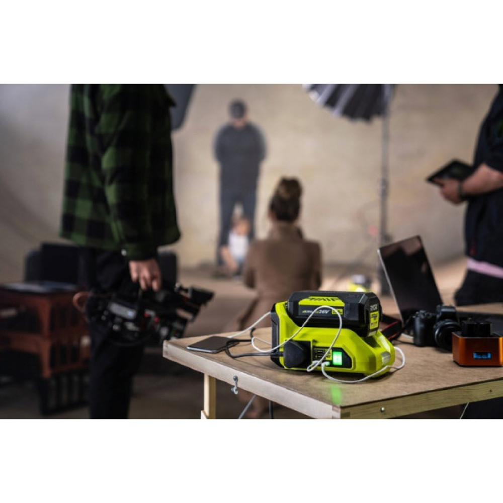 Інвертор напруги акумуляторний Ryobi Max Power RY36BI300A-0 36В 300/500Вт розетка 1х220В роз'єм 1хUSB 1хType-C 0.85кг без АКБ та ЗП