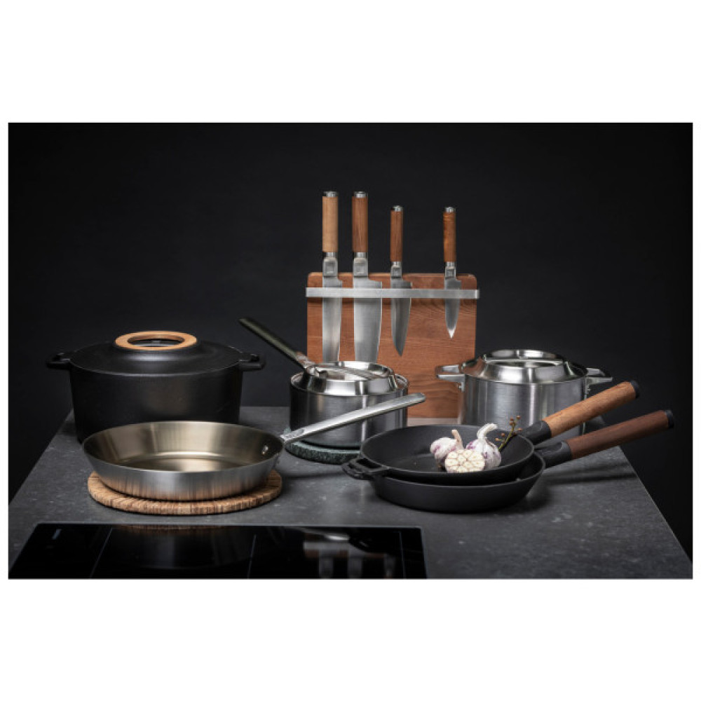 Сковорода Fiskars Norden чавунна 24 см (1026568)