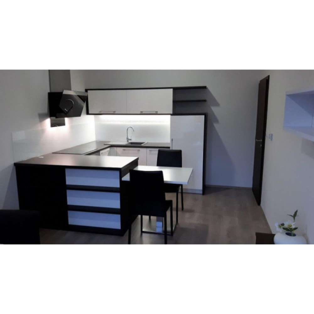 Витяжка Faber похила, 80см, 1290м.куб/год, Daisy Bk A80, чорний