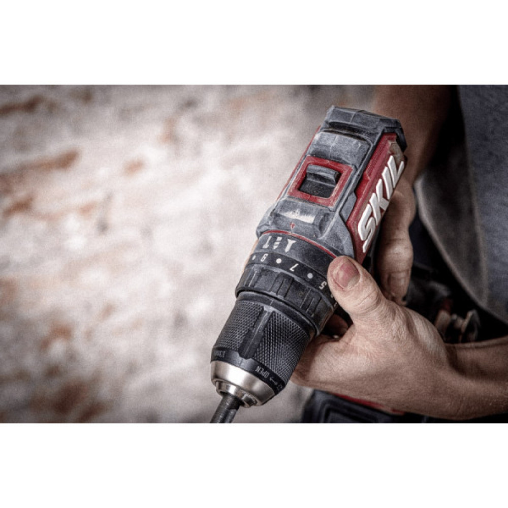 Шурупокрут-дриль ударний акумуляторний SKIL 3075 CA Compact 20В 1х2.5А·год 60Нм 500·180об·хв 0.9кг