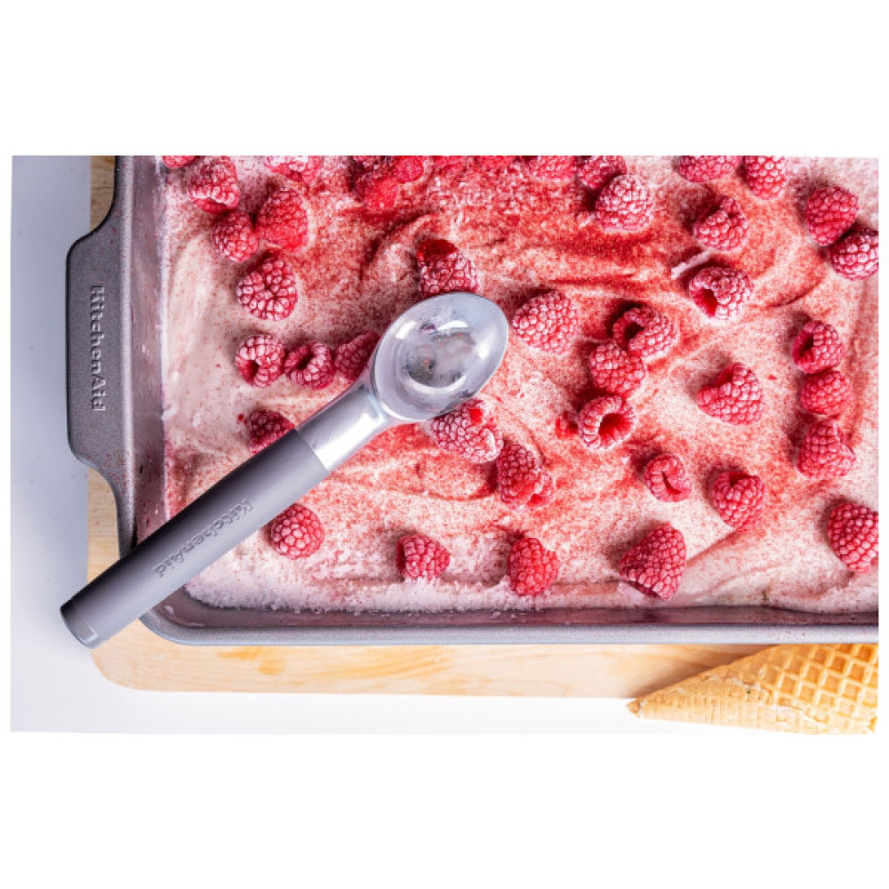 Ложка для морозива KitchenAid Coreline, 21,6 см, сіра (KAS117OHCGG)