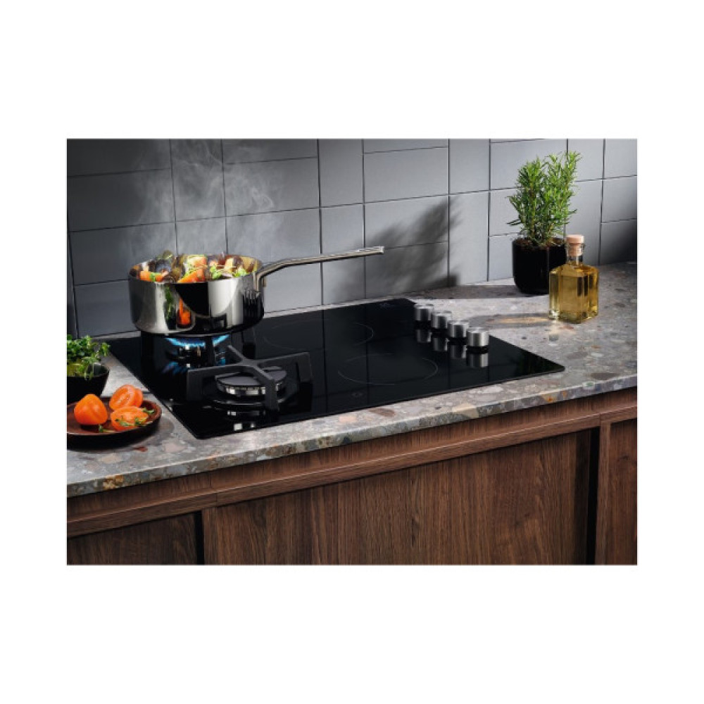 Варочна поверхня Electrolux EGE6172NOK