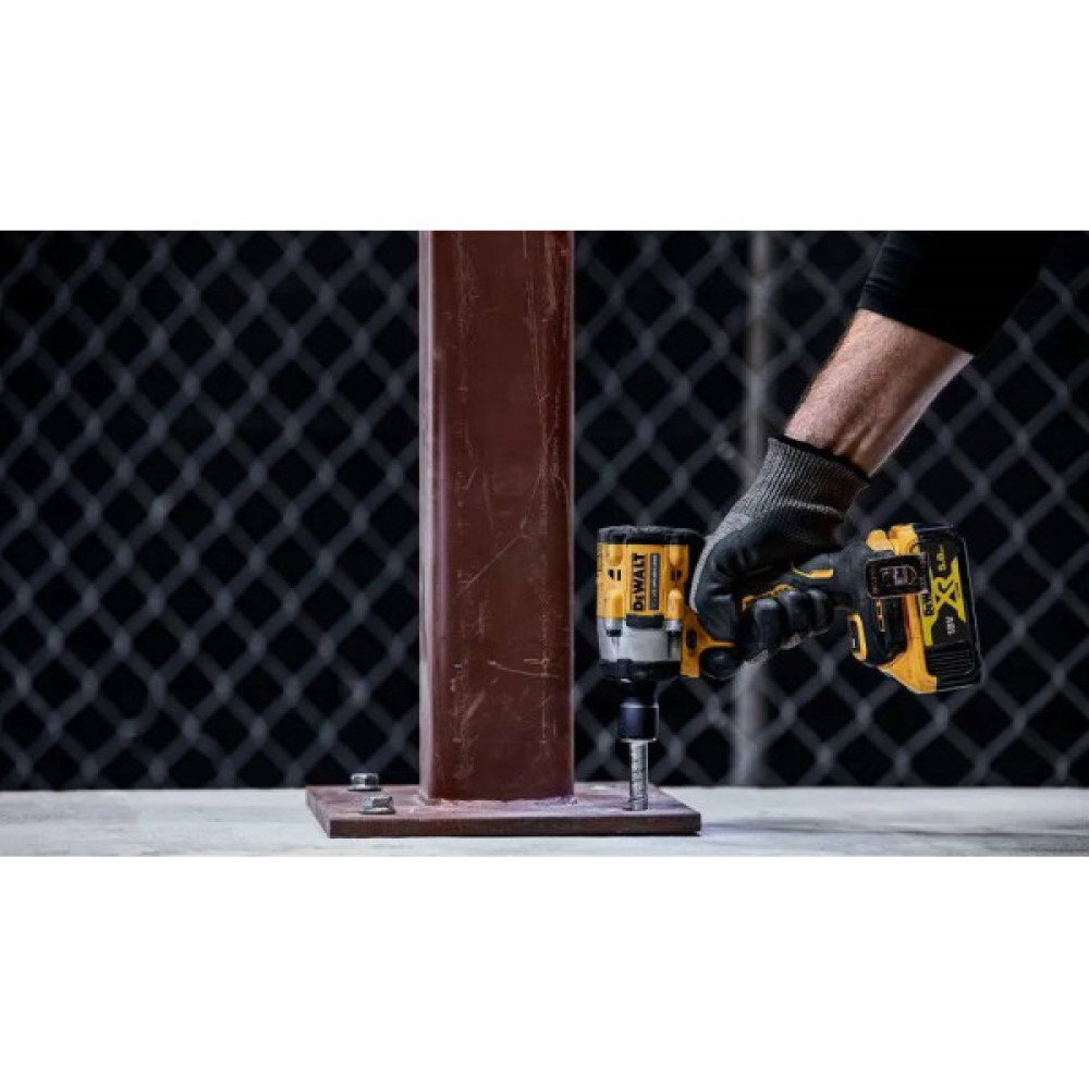 Гайковерт ударний DeWalt XR Li-Ion безщітковий 18В 610Нм 2500об·хв 3550уд/хв 1/2" 1.1кг без АКБ і ЗП