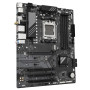 Материнська плата GIGABYTE B650 UD AX sAM5 B650 4xDDR5 M.2 HDMI DP ATX Материнська плата GIGABYTE B650 UD AX sAM5 B650 4xDDR5 M.2 HDMI DP ATX