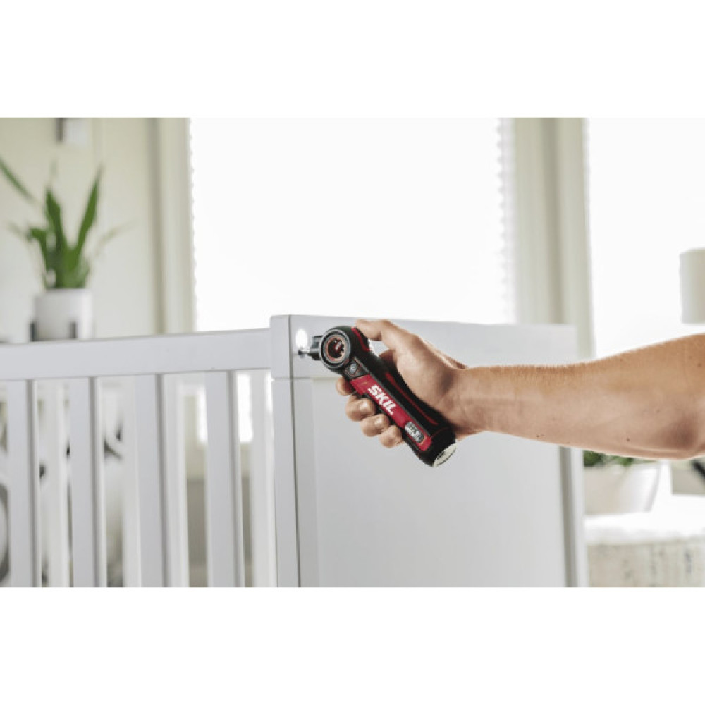 Викрутка акумуляторна SKIL 2714 GA 4В акб 0.8А·год 5Нм 240об/хв