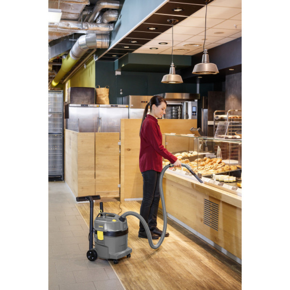 Пилосос професійний Karcher NT 22/1 Ap 1300Вт 249мБар контейнер 22л 5.7кг