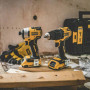 Набір із двох акумуляторних інструментів DeWalt 18В XR дриль-шурупокрут DCD709 шурупокрут ударний DCF80 акб 2х2А·год ЗП та кейс 5.9кг