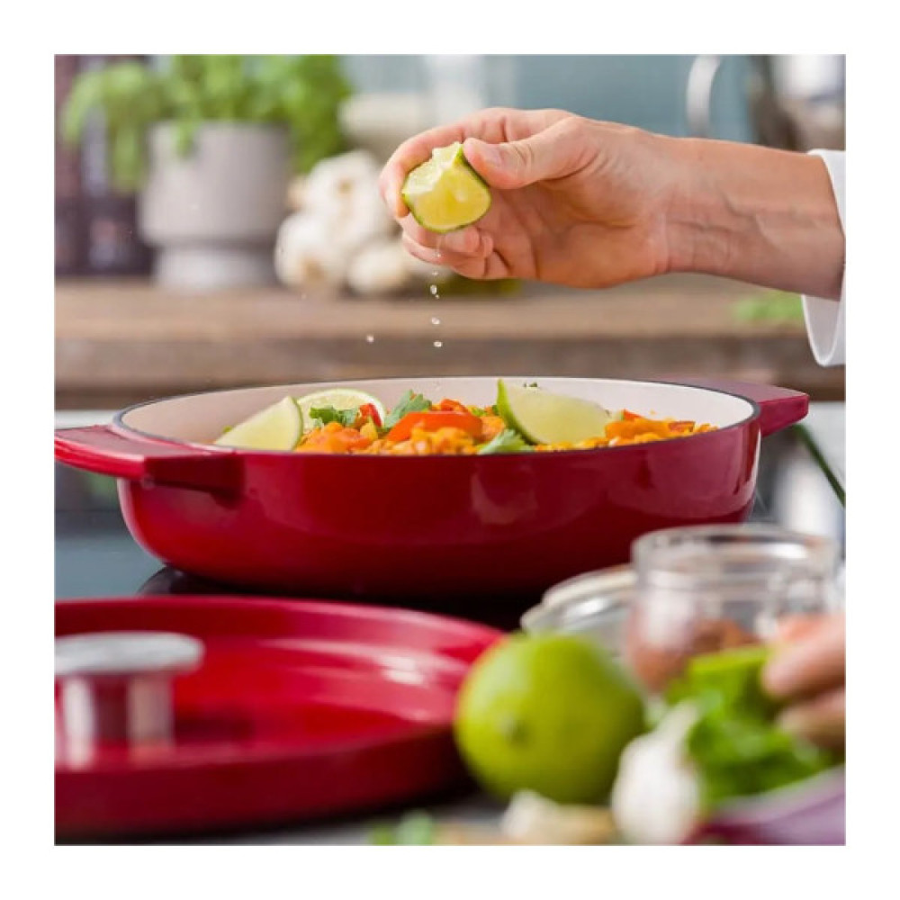 Сотейник KitchenAid Cast Iron чавунний з кришкою, 26 см, 2,77 л, червоний (CC009009-001)