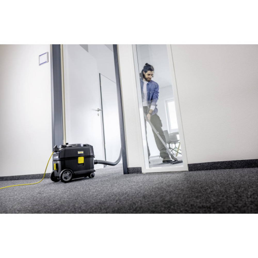 Пилосос професійний Karcher Go!Further T 10/1 Adv HEPA 240В 185мБар контейнер 10л 6.6кг