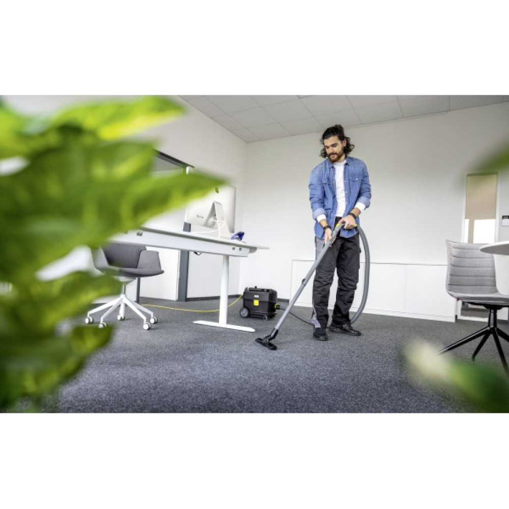 Пилосос професійний Karcher Go!Further T 10/1 Adv HEPA 240В 185мБар контейнер 10л 6.6кг