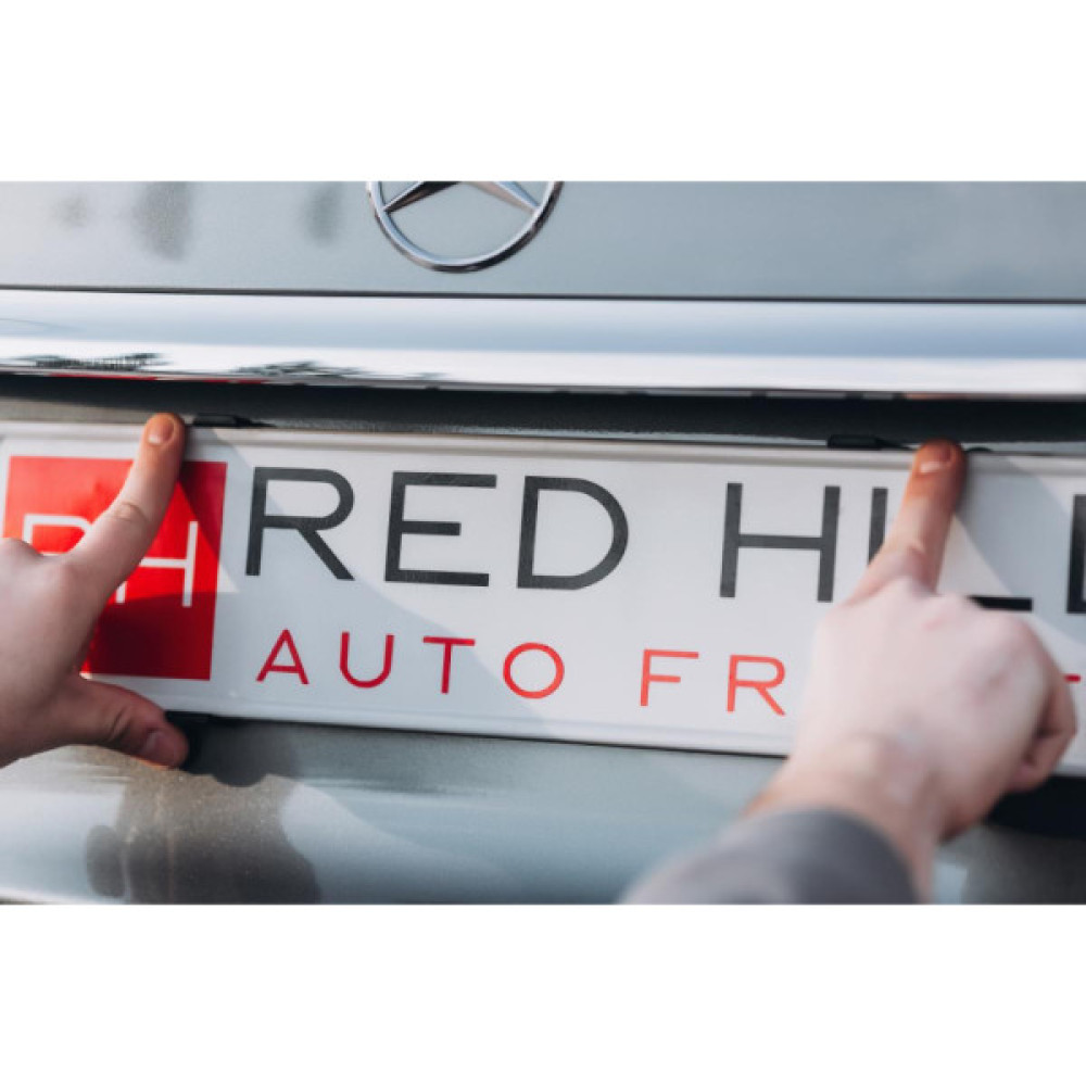 Рамка номерного знака RedHill невидимки чорні к-т 4шт (24-053-IS)