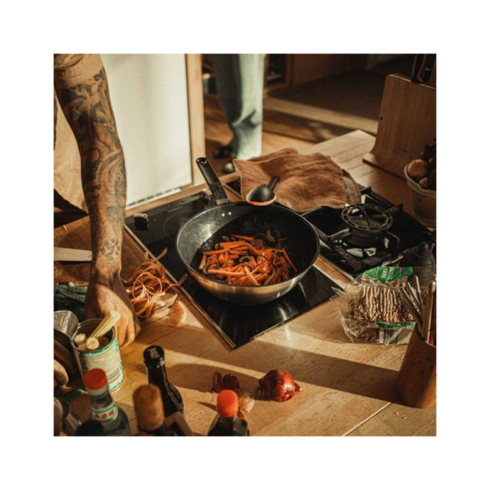 Сковорода Fiskars Вок Functional Form 28 см (1072313)