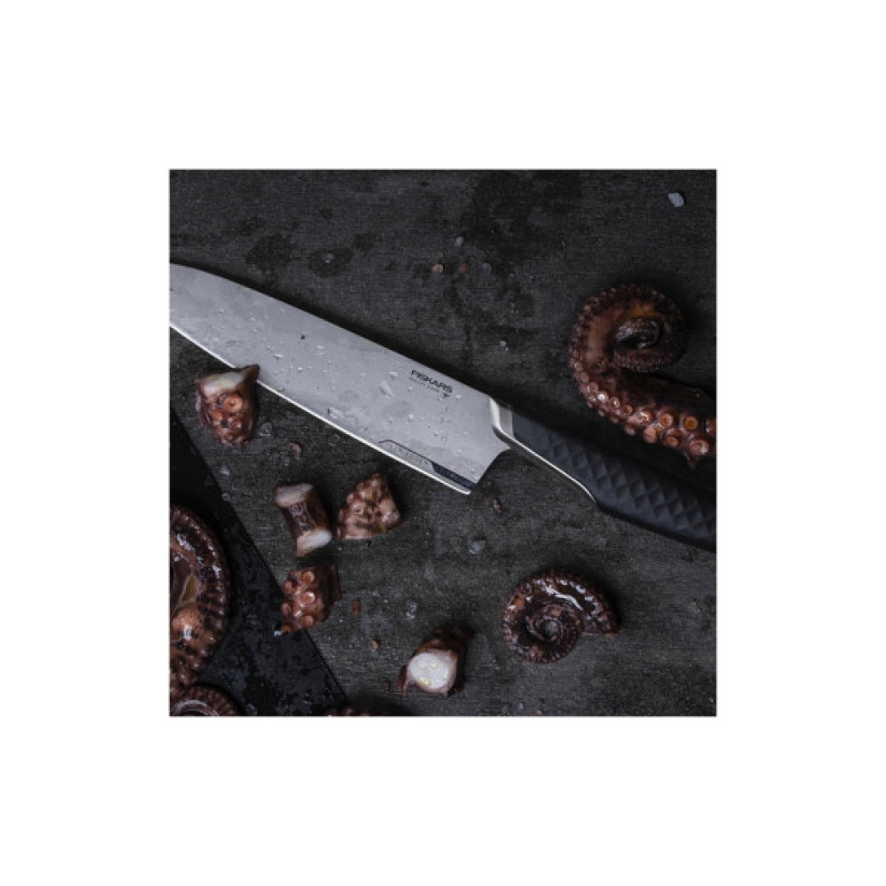 Кухонний ніж Fiskars Taiten шеф великий 20 см (1066830)