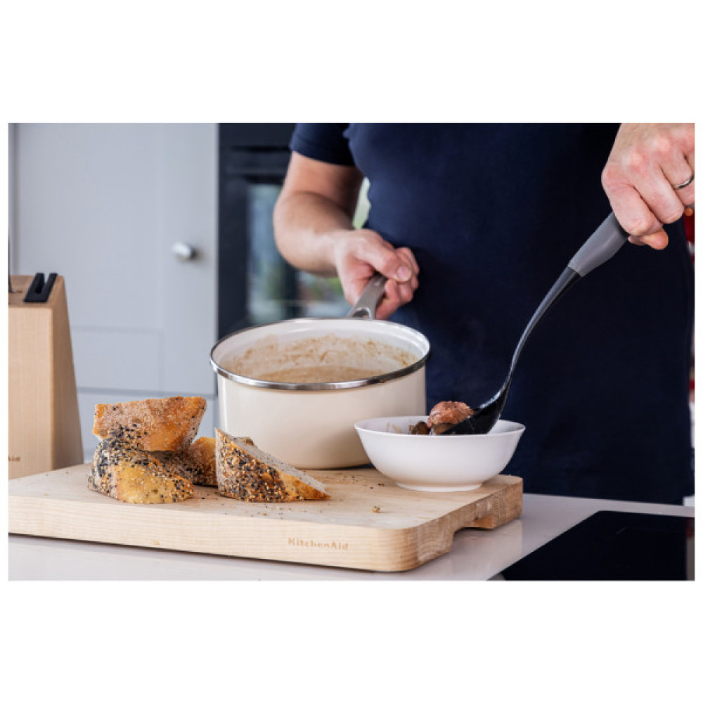 Ложка кухарська KitchenAid Coreline для сервіровки з прорізами, 33,8 см, сіра (KAS004OHCGG)