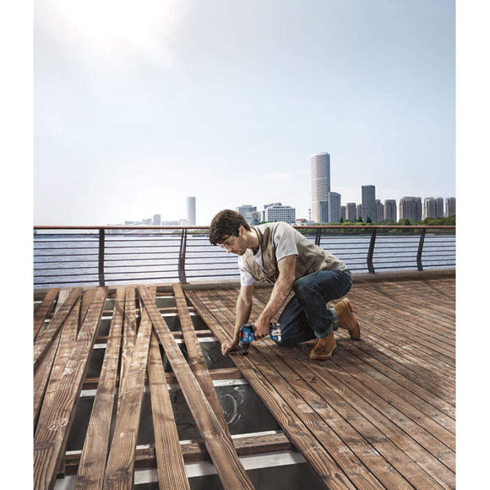 Шурупокрут-дриль акумуляторний Bosch Professional GSR 18 V-50 18В 2x2А·год 50Нм 460·1800об/хв 1кг