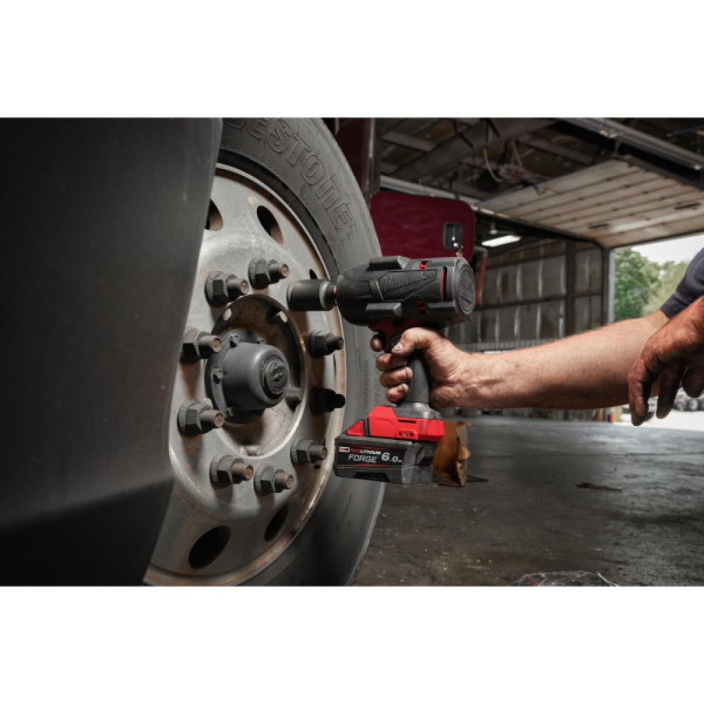 Гайковерт ударний акумуляторний Milwaukee M18 FHIW2F12-0X 18В 1491Нм 0-2000об/хв 1/2" кейс 3.4кг без АКБ та ЗП