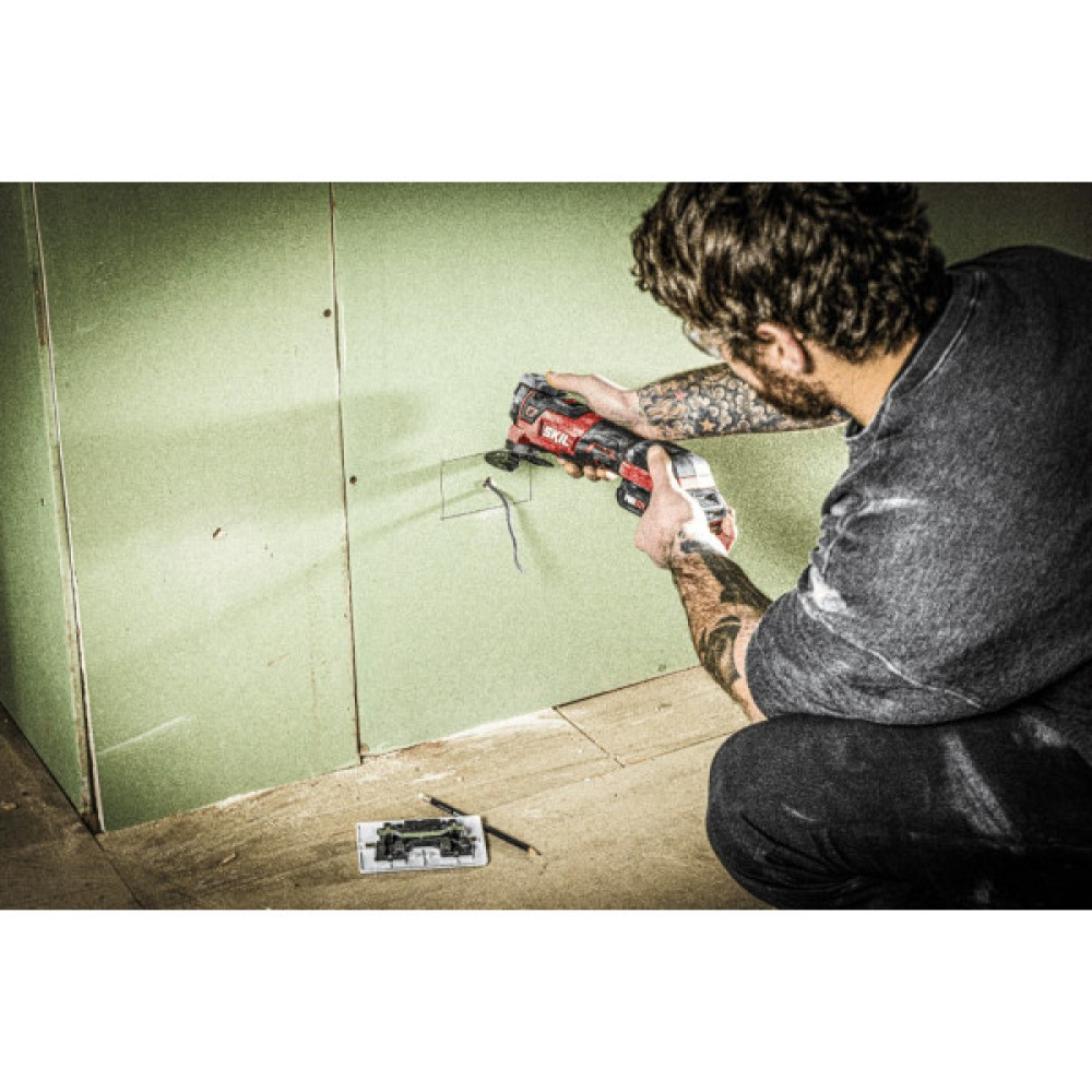 Багатофункціональний інструмент акумуляторний реноватор SKIL 3650 CB XP 20В 11000-17000об/хв кут коливань 1.8° 1.1кг без АКБ та ЗП