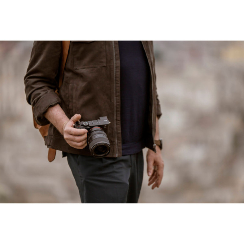 Цифровий фотоапарат Sony Alpha 7CR body black (ILCE7CRB.CEC)