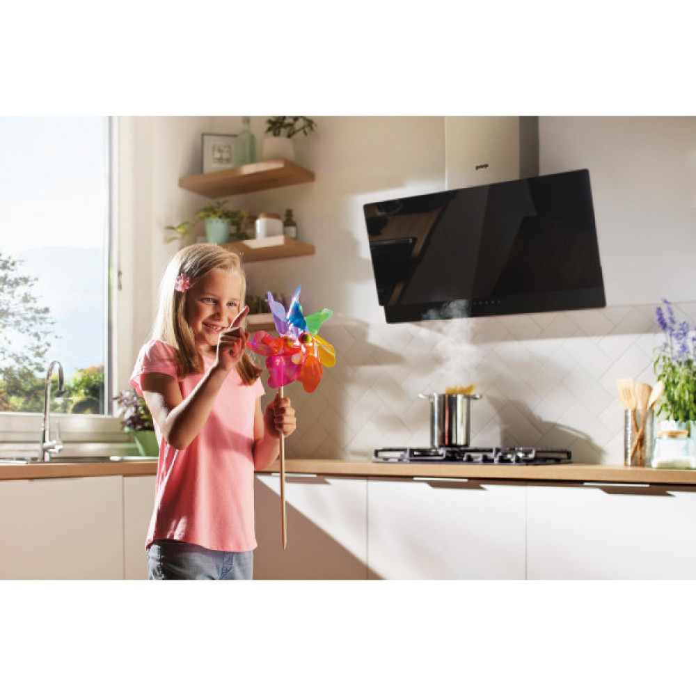 Витяжка Gorenje похила, 90см, 608м.куб/год, чорний