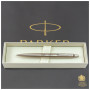 Ручка кулькова Parker JOTTER 17 ARMY SS CT BP Емблема ЗСУ + Тризуб ЗСУ (16132_W101b) Ручка кулькова Parker JOTTER 17 ARMY SS CT BP Емблема ЗСУ + Тризуб ЗСУ (16132_W101b)