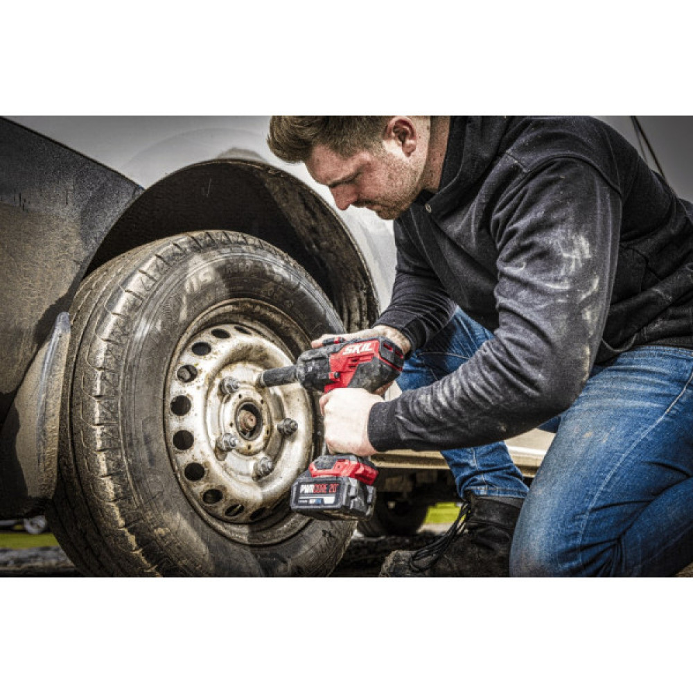 Гайковерт ударний SKIL 3285 CA XP 20В 700Нм 2850об/хв 2.25кг без АКБ та ЗП