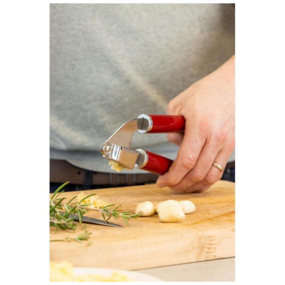 Прес для часнику KitchenAid Coreline 19 см червоний (KAG132OHERE)