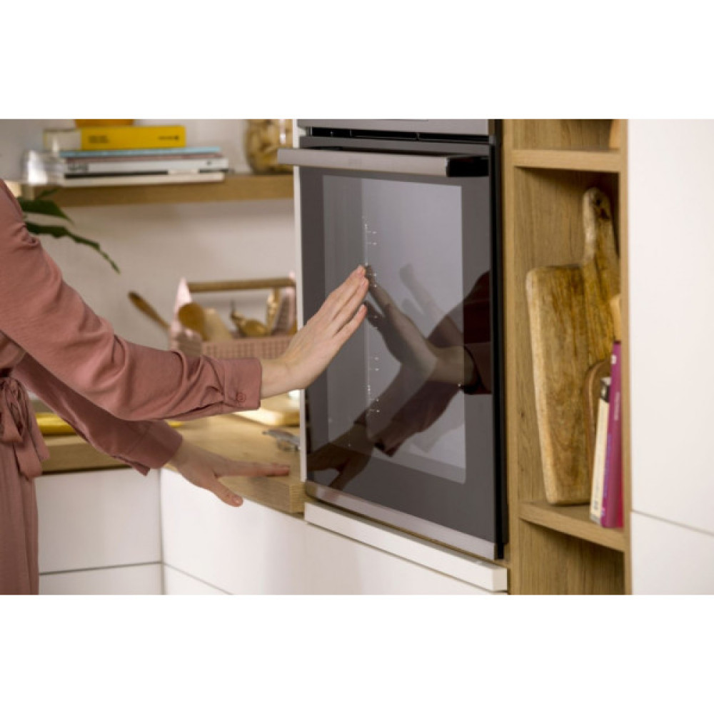 Духова шафа Gorenje електрична, 77л, A+, пара, дисплей, IconTouch, чорний