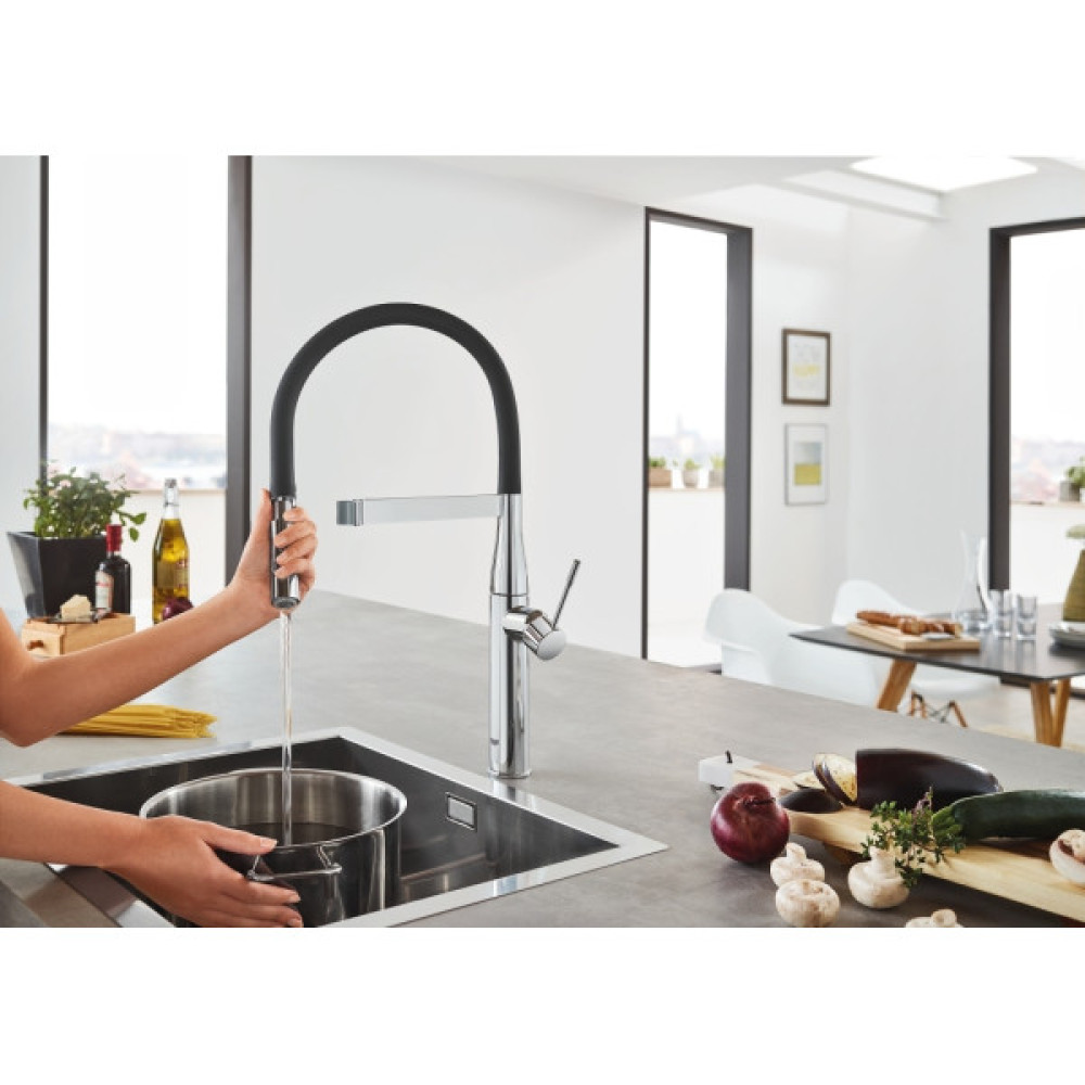 Змішувач для кухні Grohe Essence, довж.виливу - 240мм,  поворотний, гнучкий, 1 важіль, хром