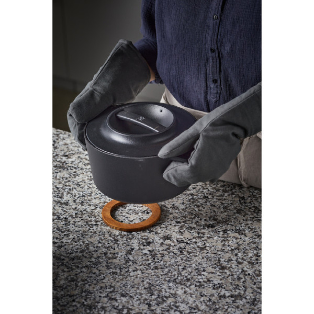 Каструля Fiskars Norden чавунна 4 л чорна (1026565)