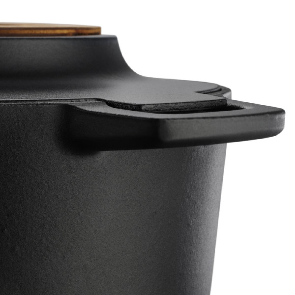 Каструля Fiskars Norden чавунна 4 л чорна (1026565)