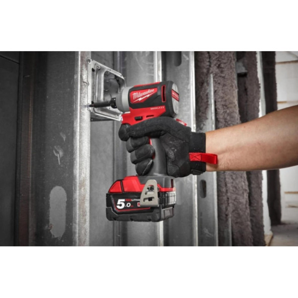 Гвинтоверт ударний акумуляторний Milwaukee M18 BLID2-0X 18В 180Нм 1700-3400об/хв кейс 1.7кг без АКБ та ЗП