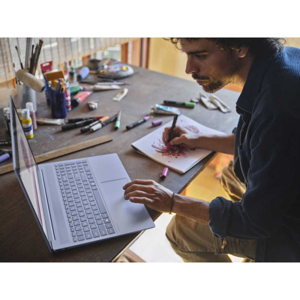 Ноутбук HP OmniBook 5 16-af1011ua 16" WUXGA IPS AG, Intel U7-255U, 24GB, F1TB, UMA, DOS, блакитний