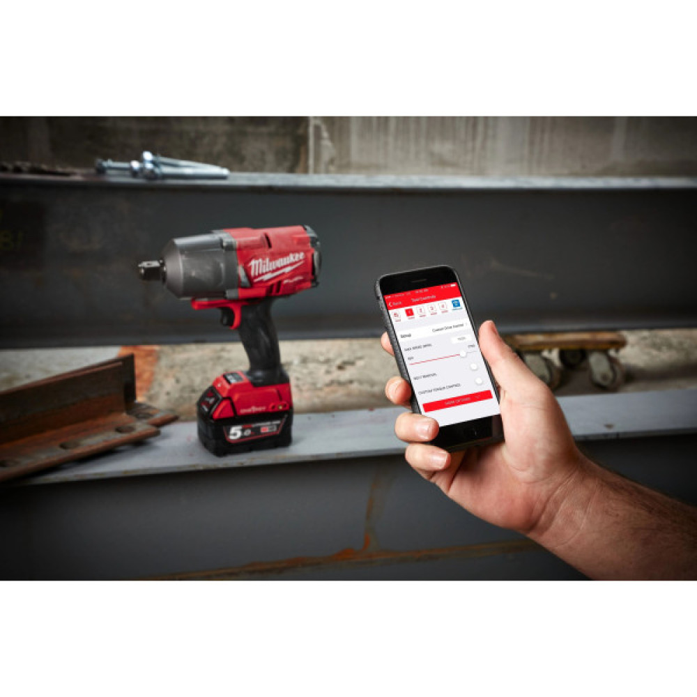 Гайковерт ударний акумуляторний Milwaukee M18 FUEL ONEFHIWF34-0 18В АКБ 1х5А·год 2034Нм 0-1800об/хв 3/4" 3.5кг без ЗП