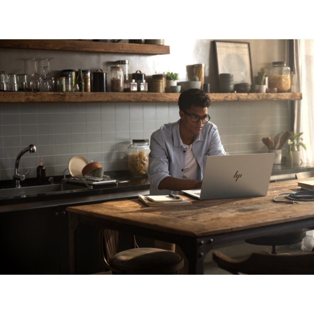 Ноутбук HP OmniBook 7 17-dc0003ua 17.3" FHD IPS Touch, Intel U5-226V, 16GB, F512GB, UMA, Win11, сріблястий